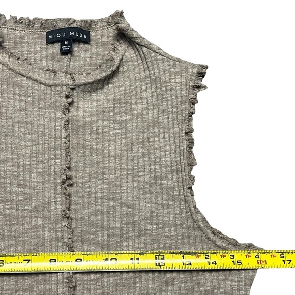 Miou Muse Ribbed Distressed Top Brown Size Medium - Picture 5 of 5